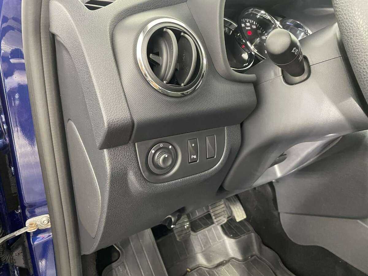 Renault Logan, 2016 - Фото №8