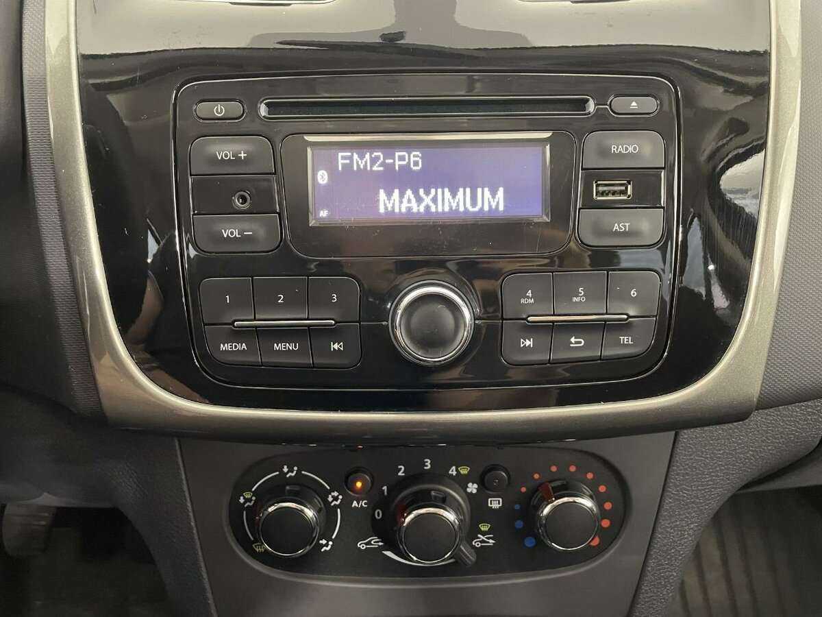 Renault Logan, 2016 - Фото №11