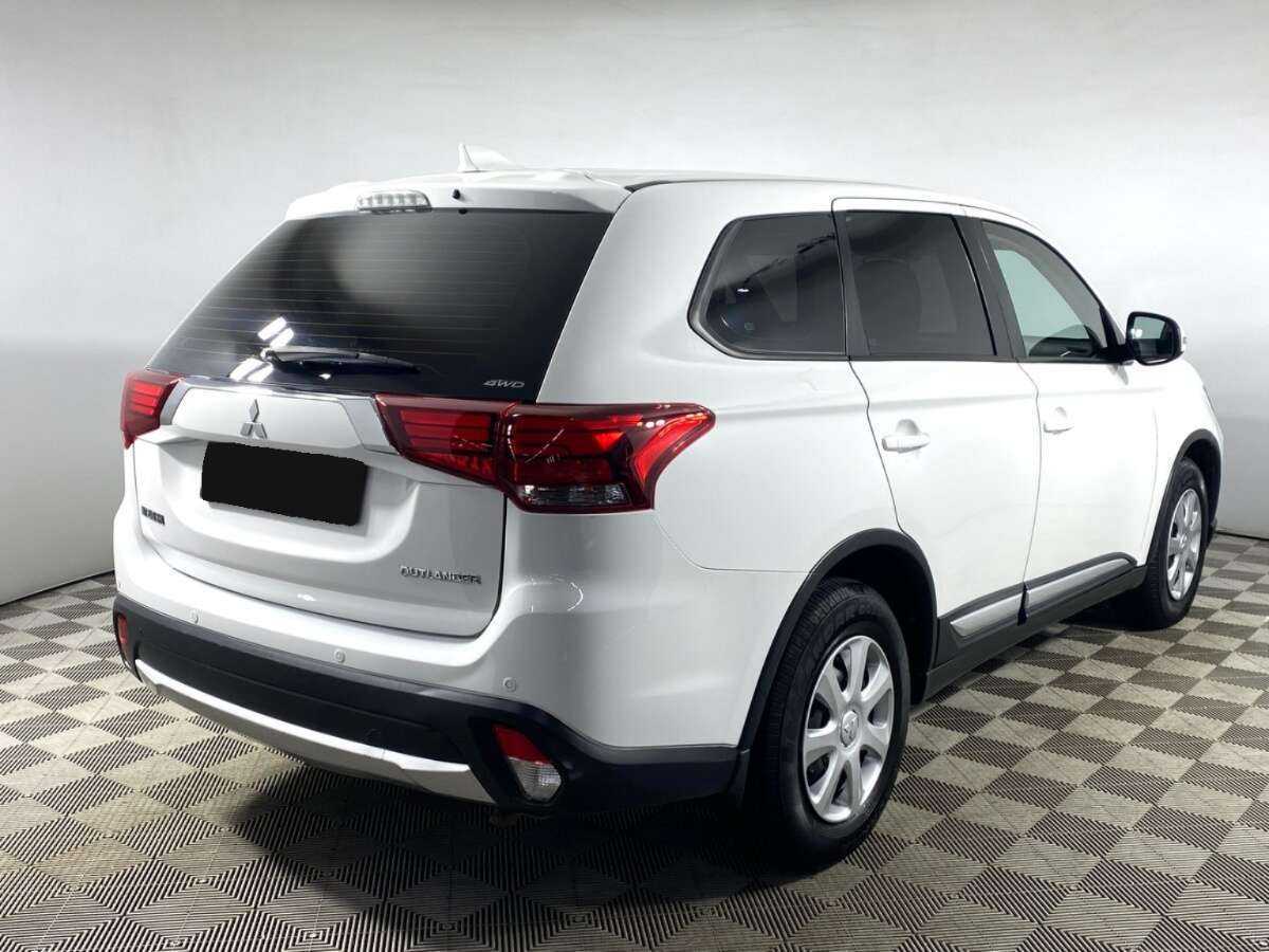 Mitsubishi Outlander, 2017 - Фото №4