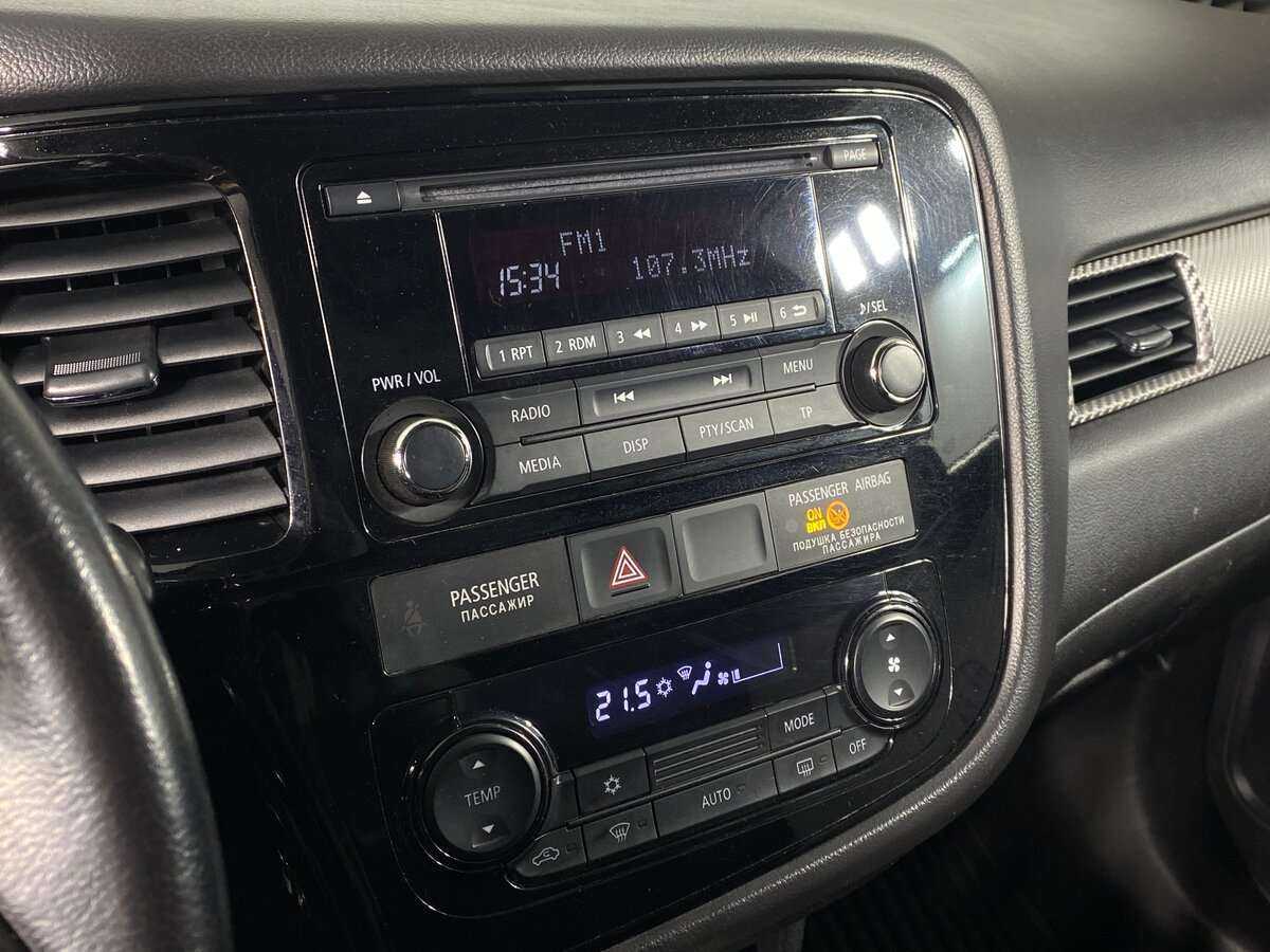 Mitsubishi Outlander, 2017 - Фото №11