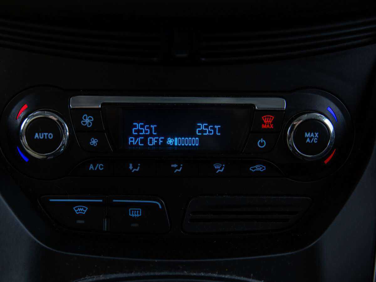 Ford Kuga, 2013 - Фото №15