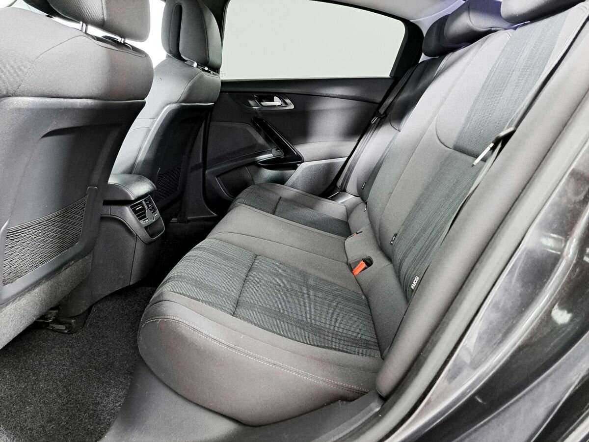 Peugeot 508, 2012 - Фото №8