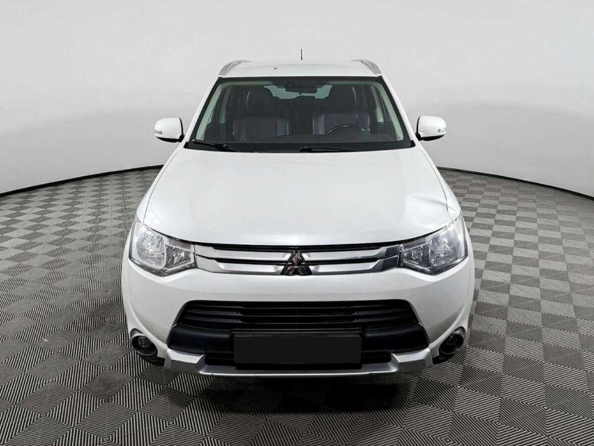 Mitsubishi Outlander, 2014 - Фото №1