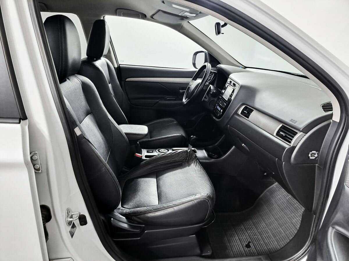 Mitsubishi Outlander, 2014 - Фото №6