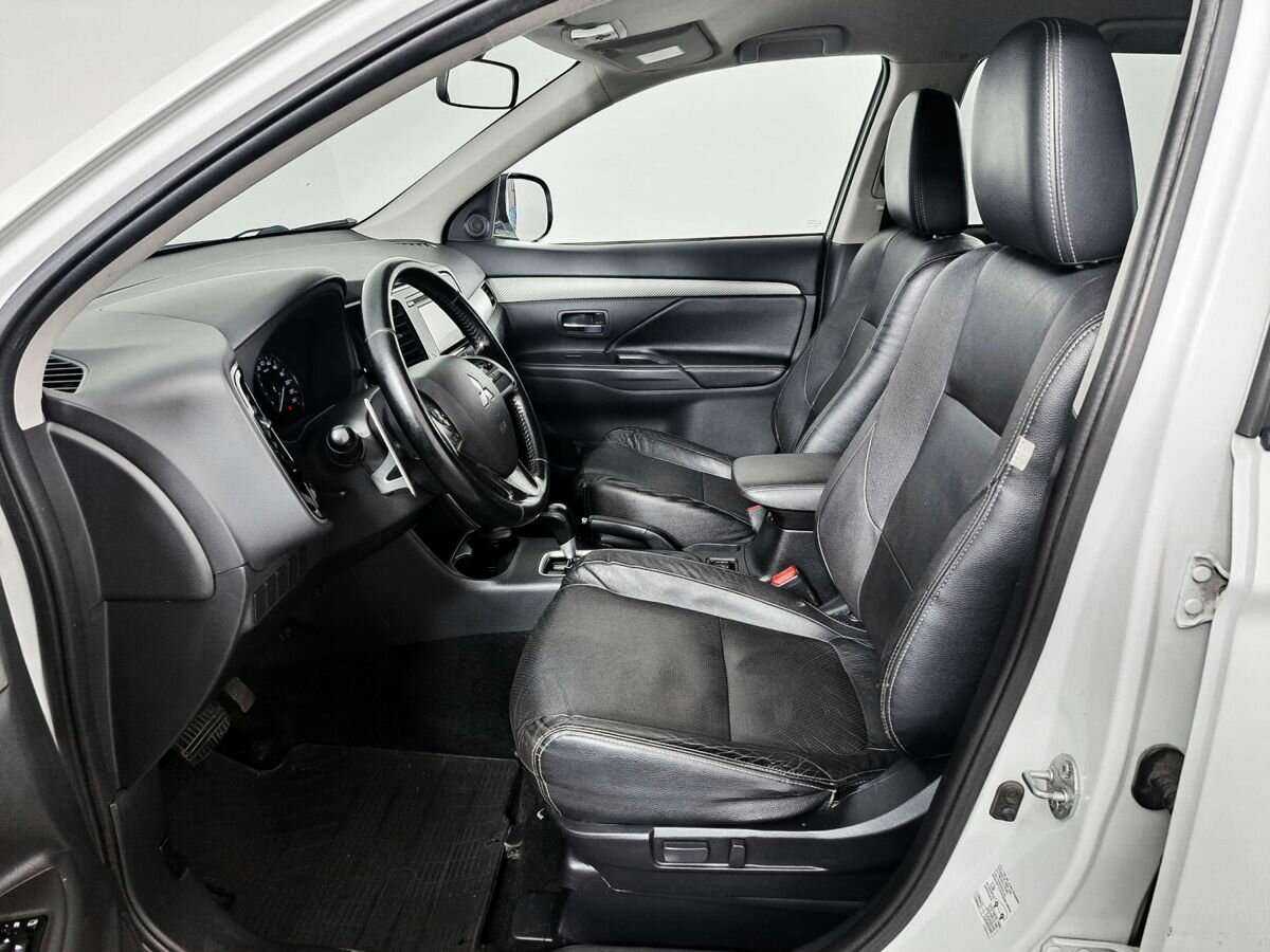 Mitsubishi Outlander, 2014 - Фото №11