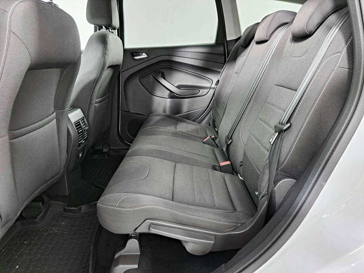 Ford Kuga, 2015 - Фото №9