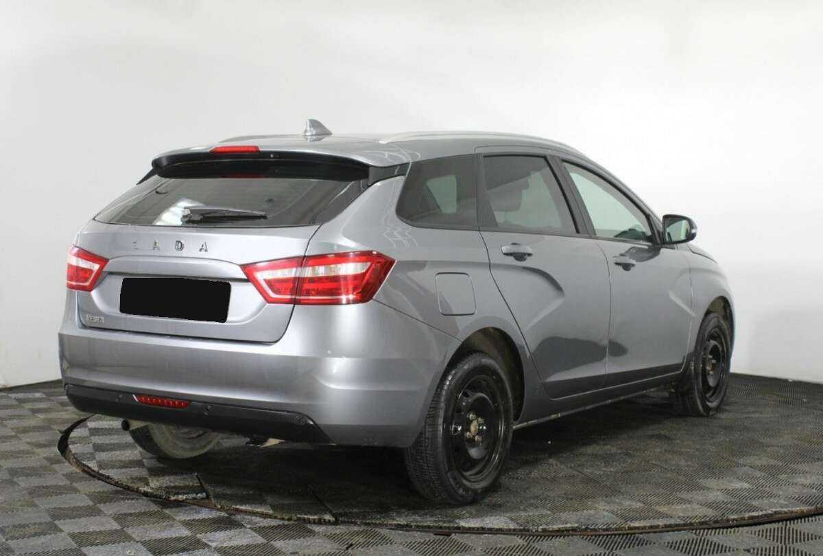 Lada (ВАЗ) Vesta SW, 2020 - Фото №3