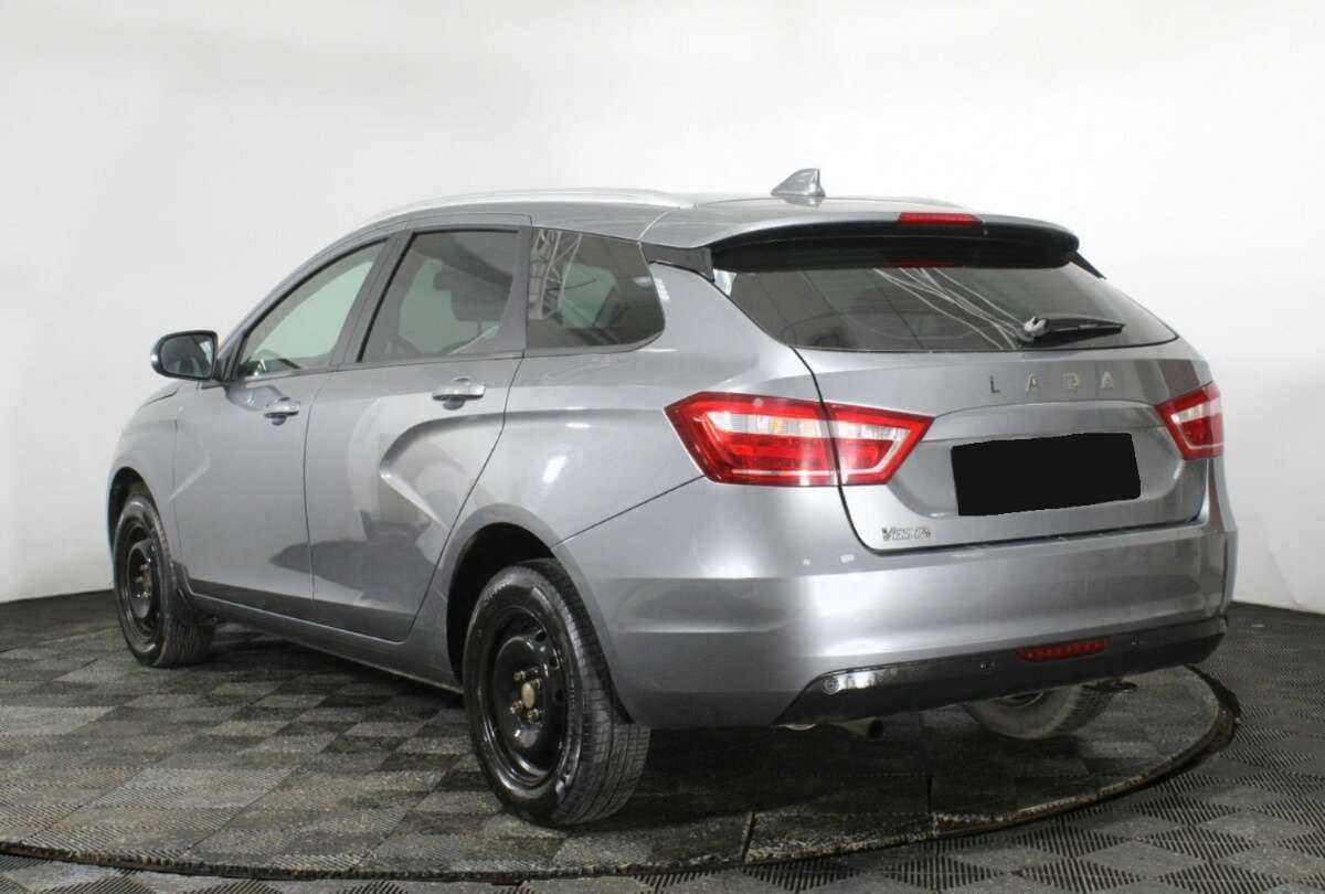 Lada (ВАЗ) Vesta SW, 2020 - Фото №5