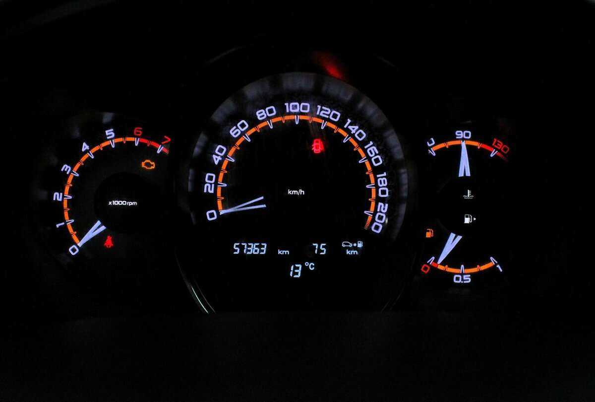 Lada (ВАЗ) Vesta SW, 2020 - Фото №6