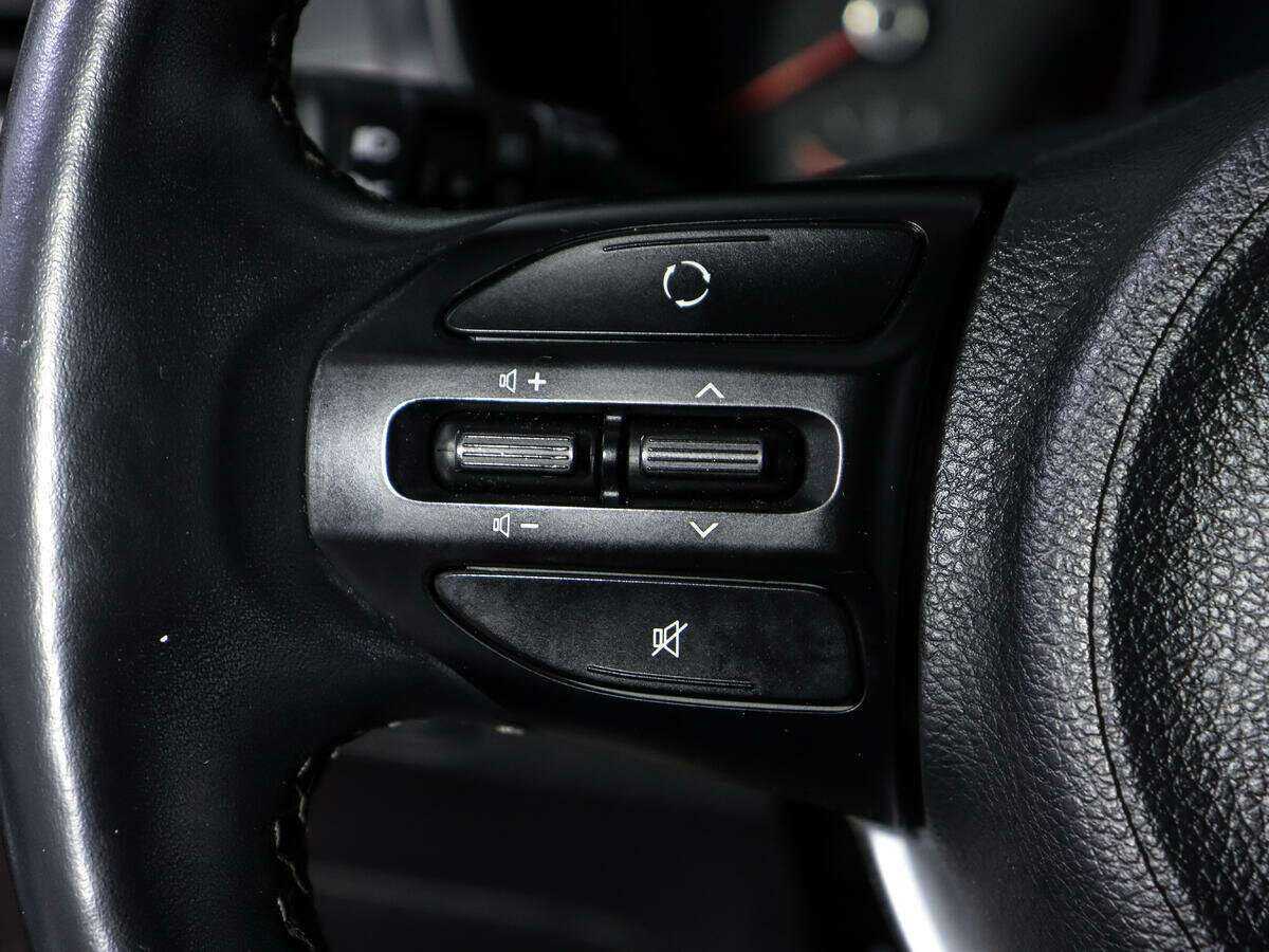 Kia Rio, 2019 - Фото №16