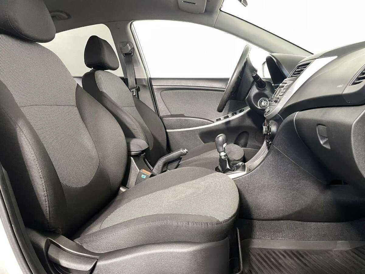 Hyundai Solaris, 2014 - Фото №13