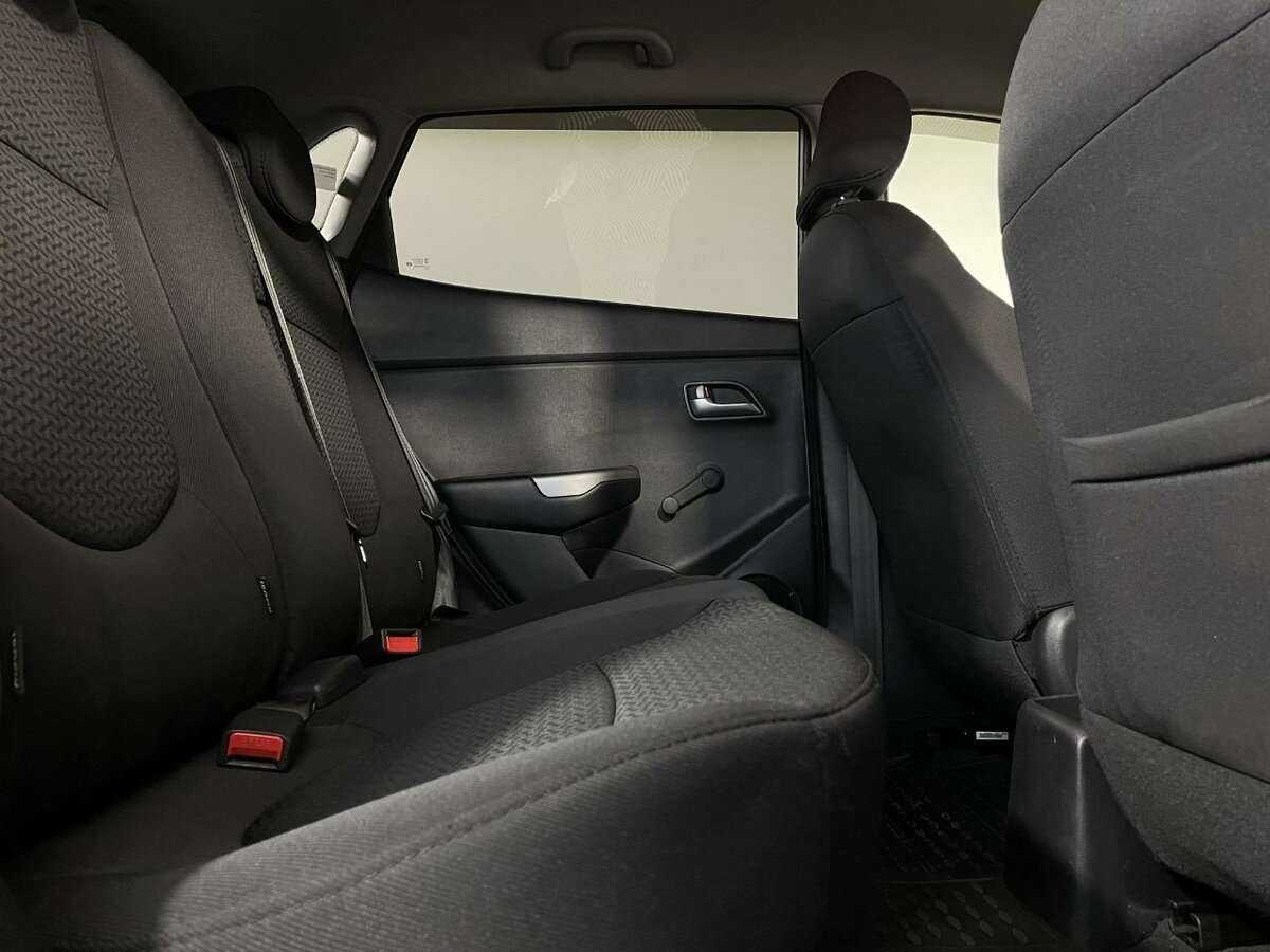 Kia Rio, 2016 - Фото №16