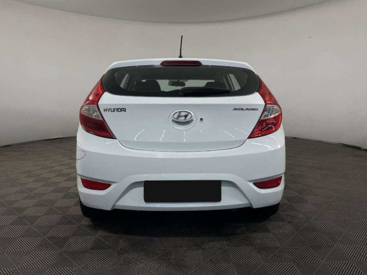 Hyundai Solaris, 2012 - Фото №2