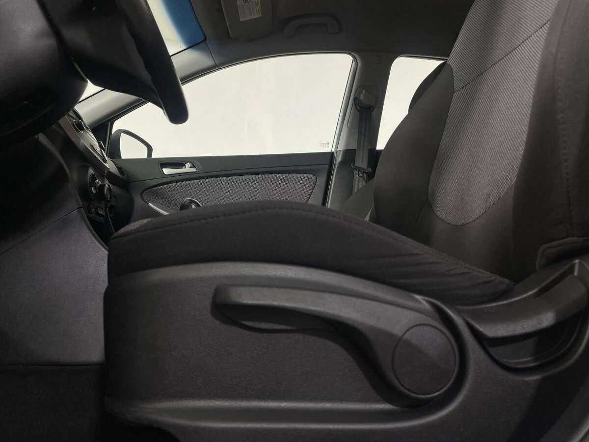 Hyundai Solaris, 2012 - Фото №9