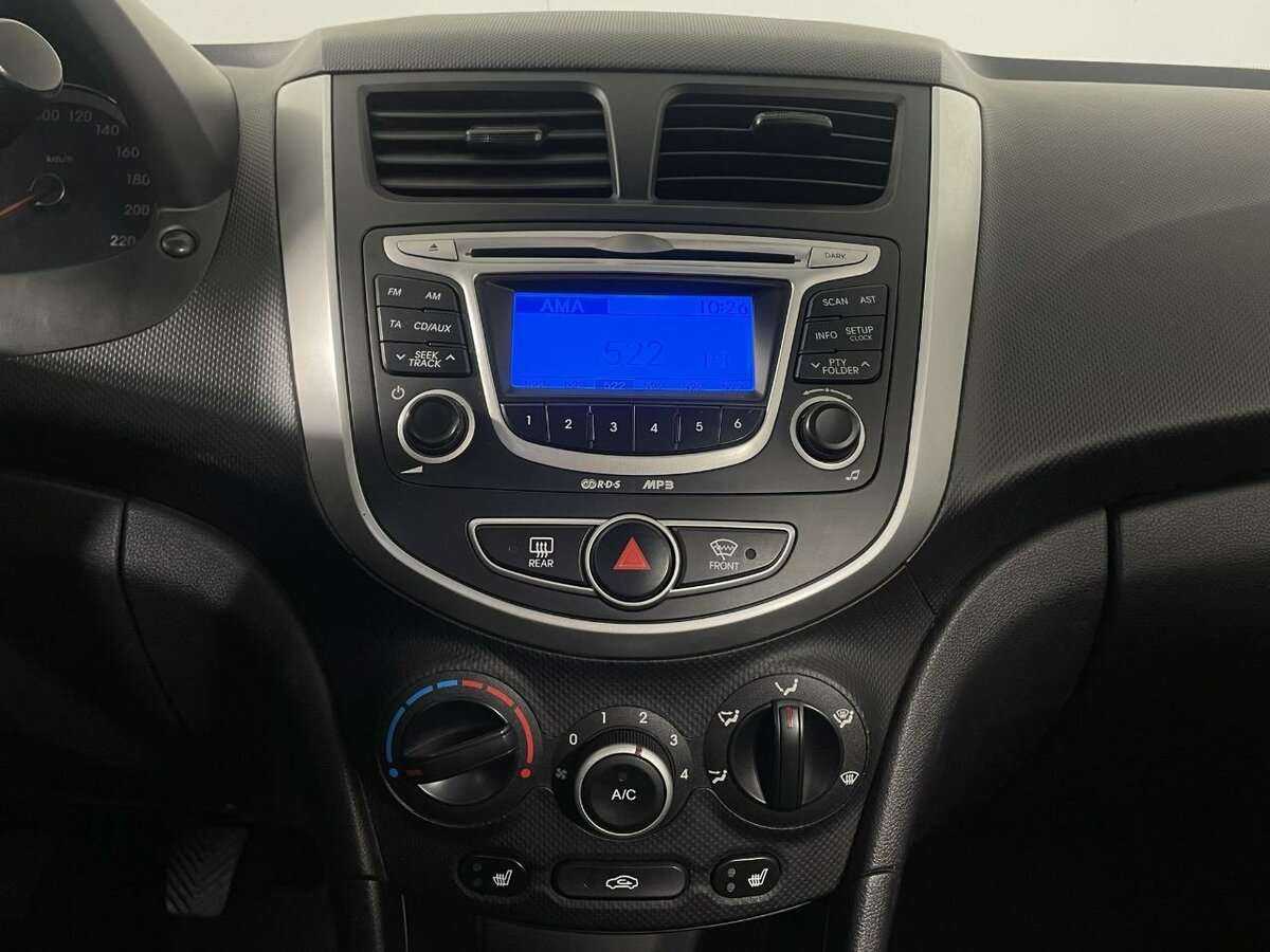 Hyundai Solaris, 2012 - Фото №11