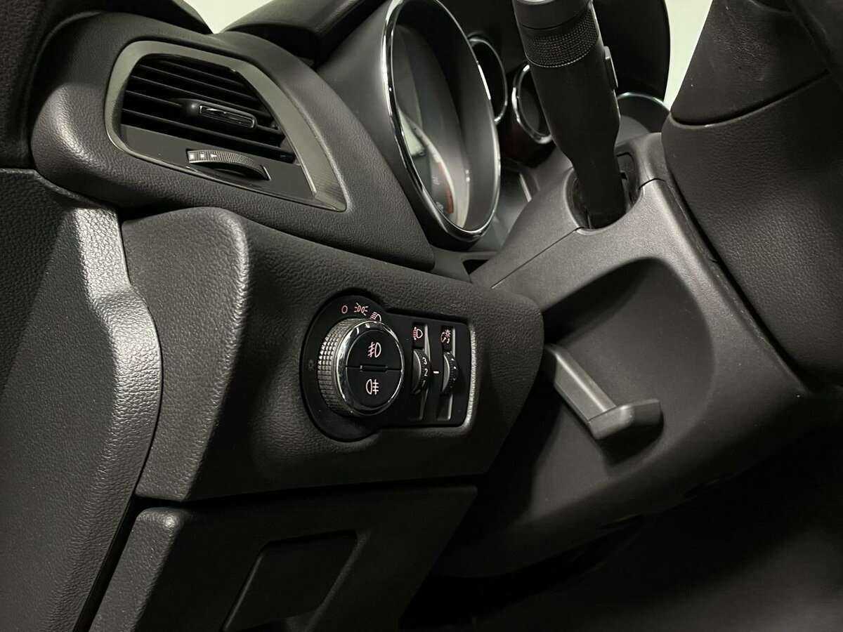 Opel Astra, 2012 - Фото №8