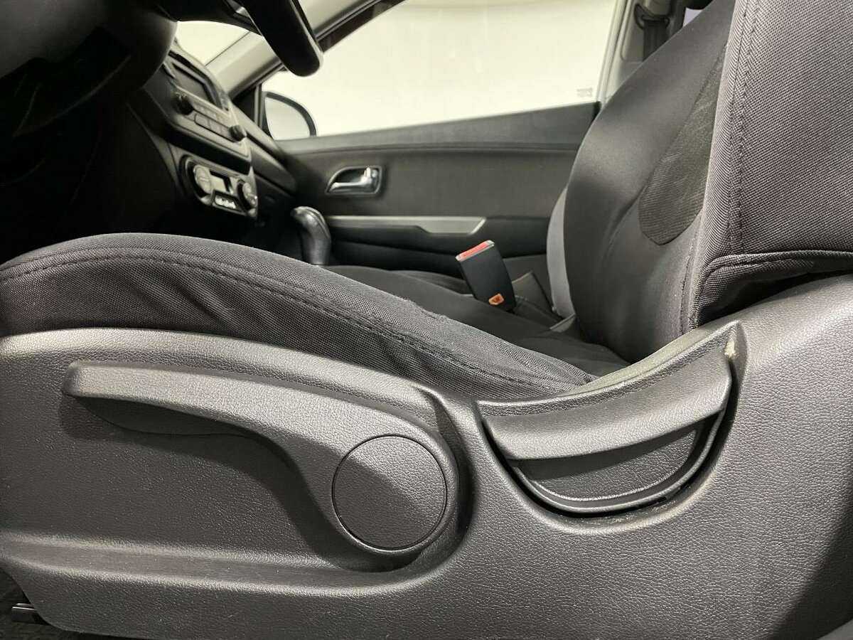 Kia Rio 4-speed, 2012 - Фото №9