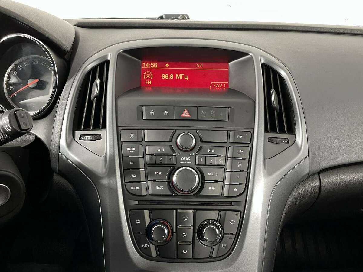 Opel Astra GTC, 2013 - Фото №11