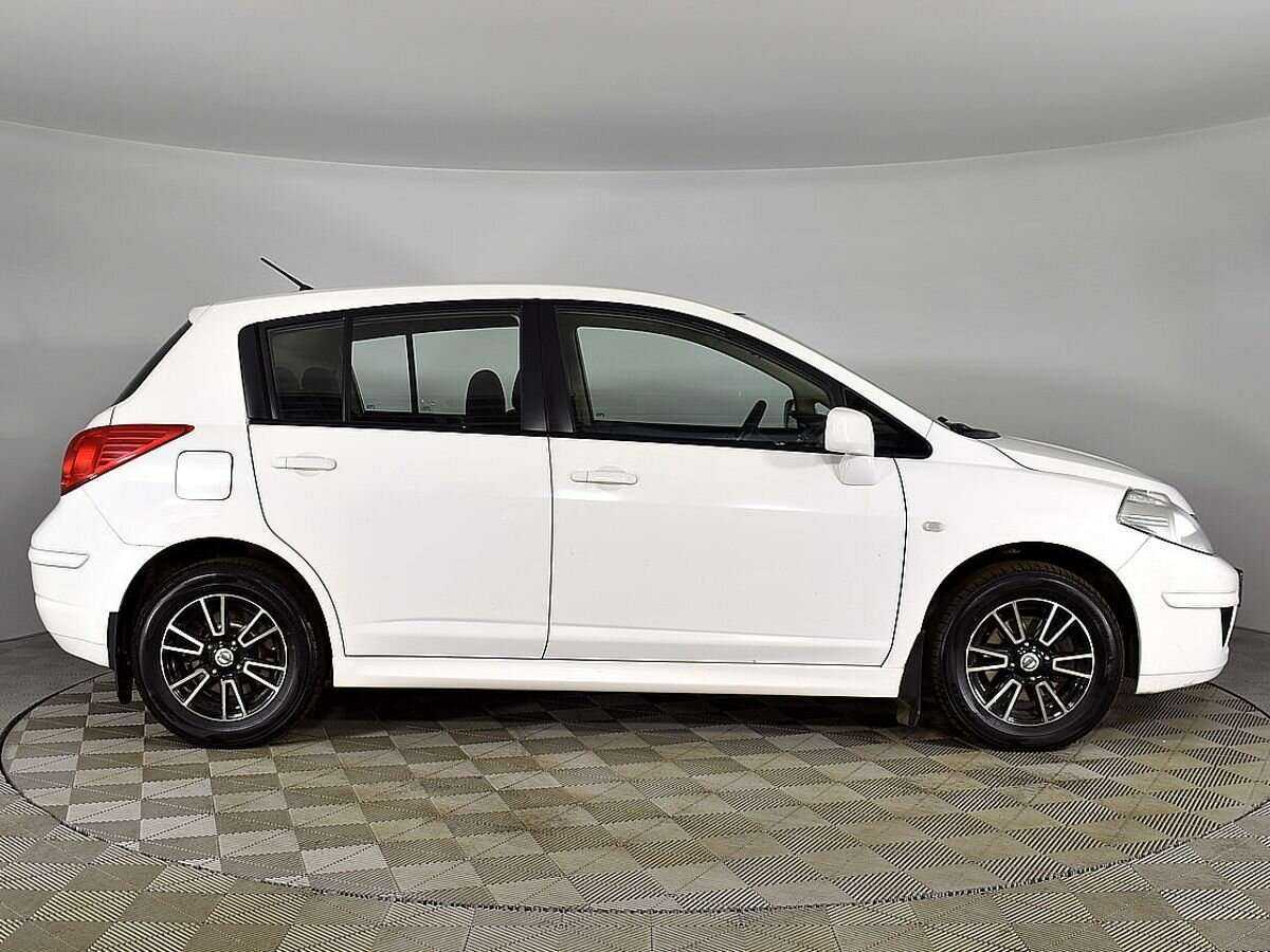 Nissan Tiida, 2013 - Фото №4