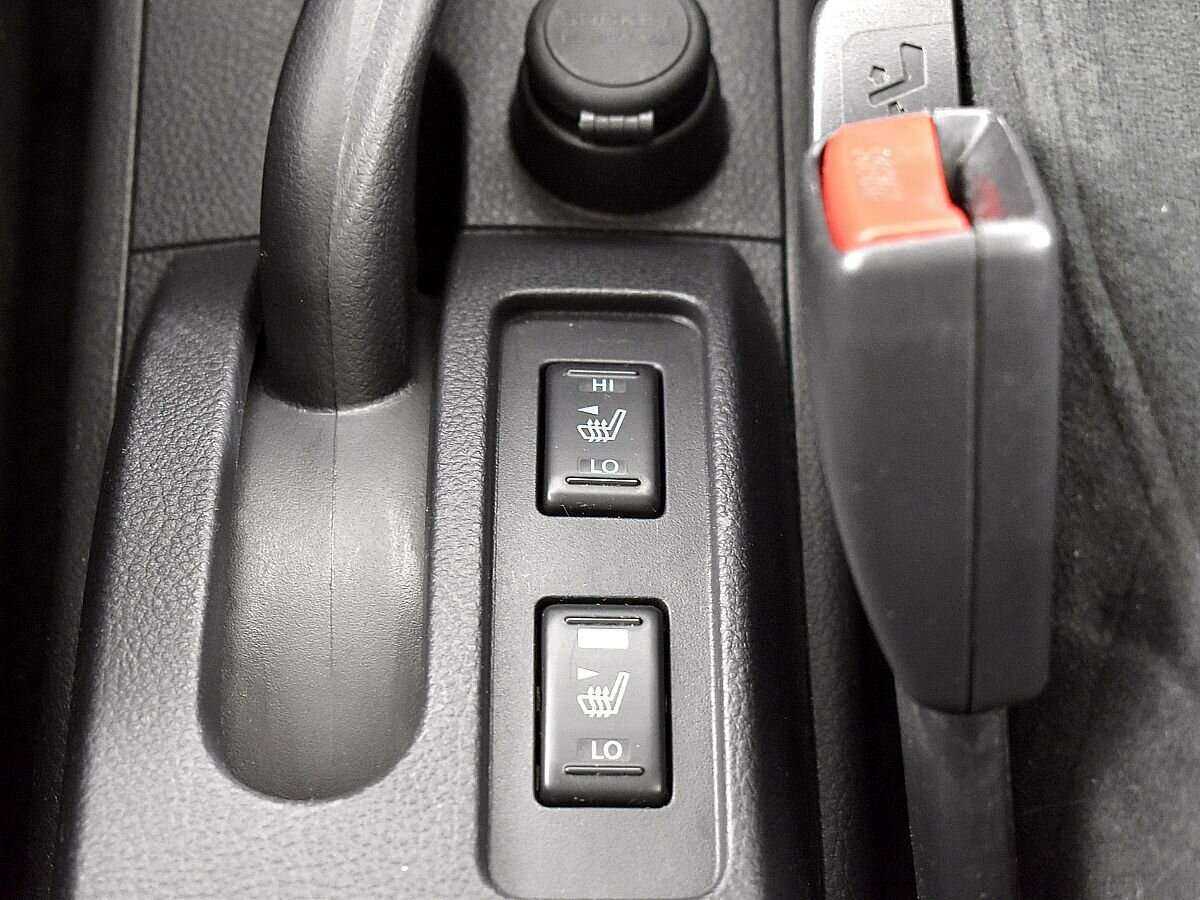 Nissan Tiida, 2013 - Фото №14