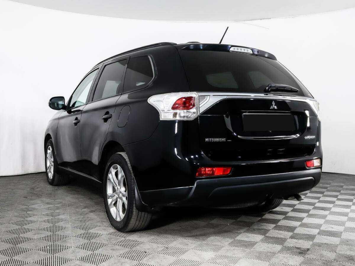 Mitsubishi Outlander, 2013 - Фото №6