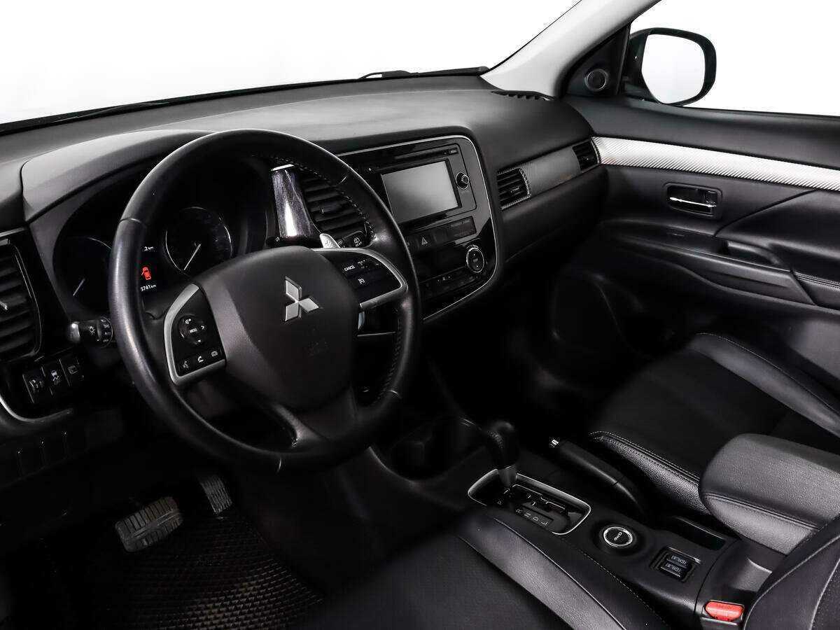 Mitsubishi Outlander, 2013 - Фото №8