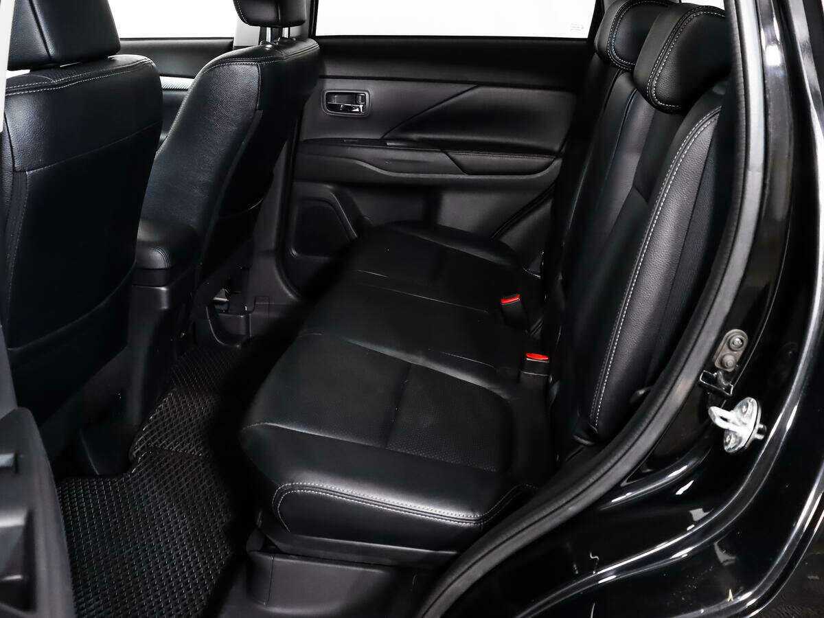 Mitsubishi Outlander, 2013 - Фото №12