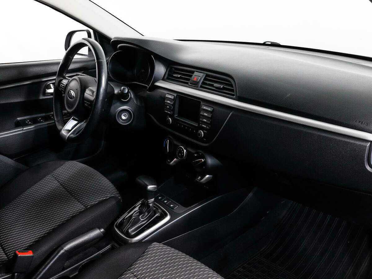 Kia Rio X-Line, 2018 - Фото №10