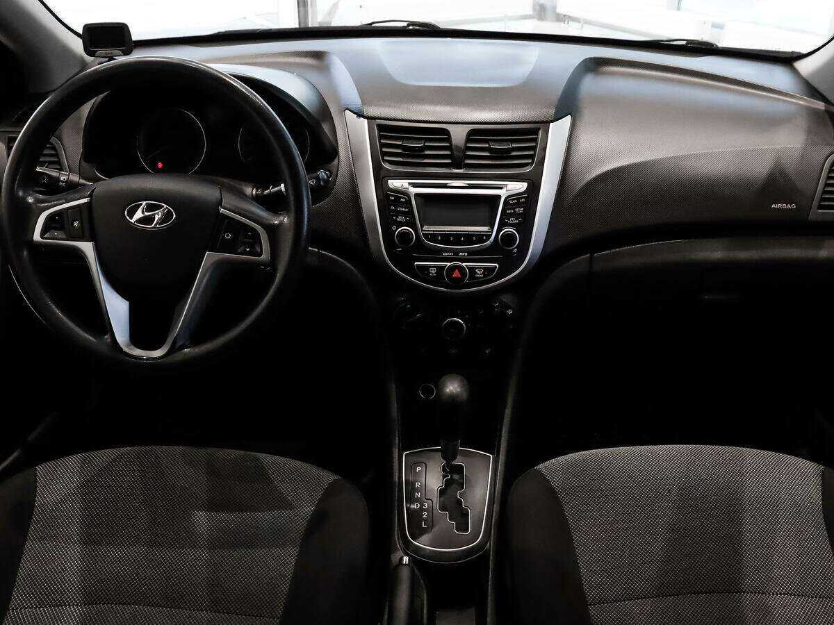 Hyundai Solaris, 2012 - Фото №11
