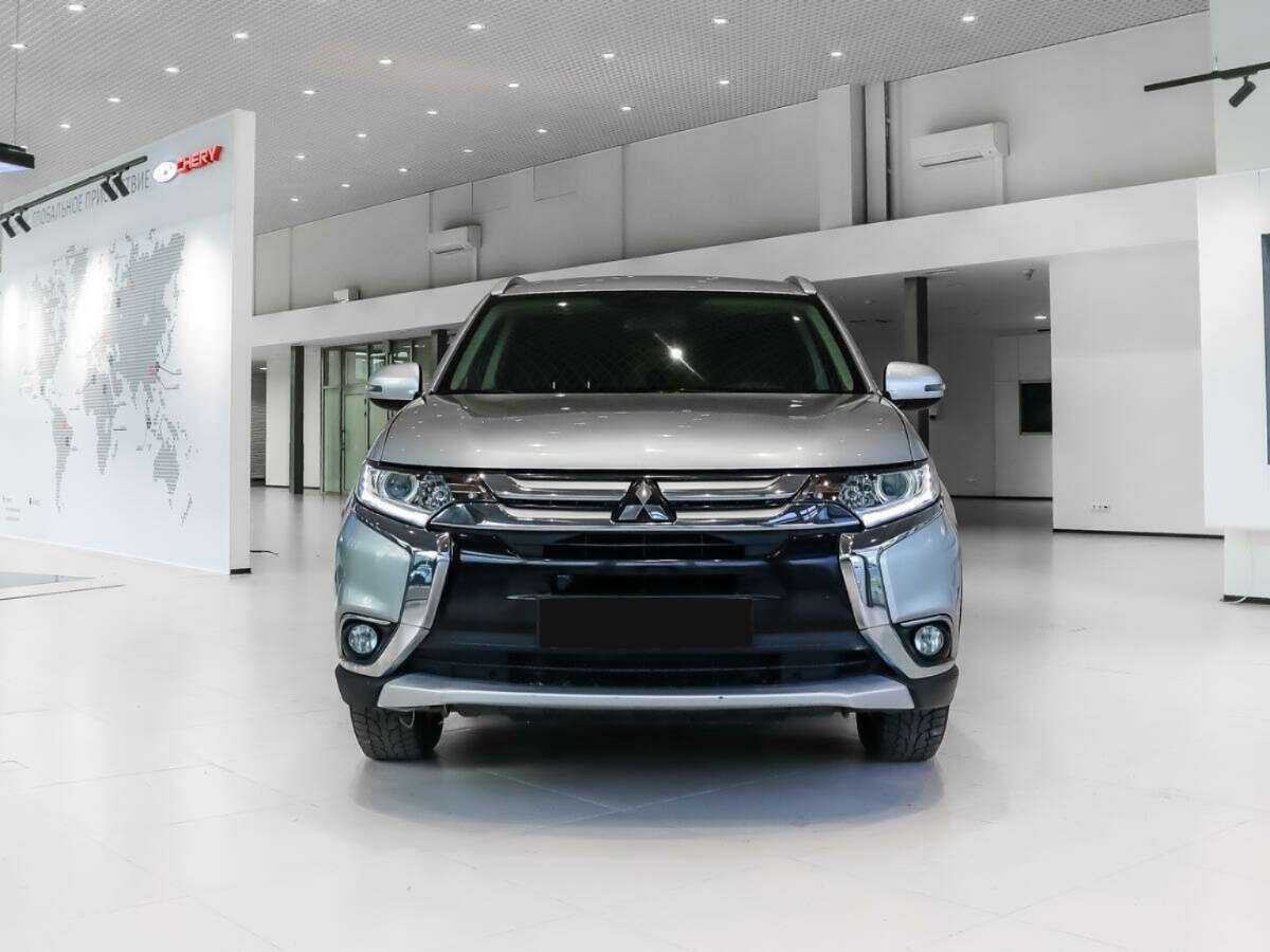 Mitsubishi Outlander, 2016 - Фото №1