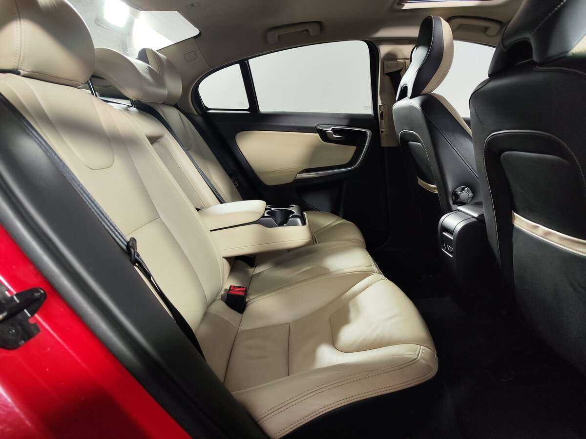 Volvo S60, 2012 - Фото №7