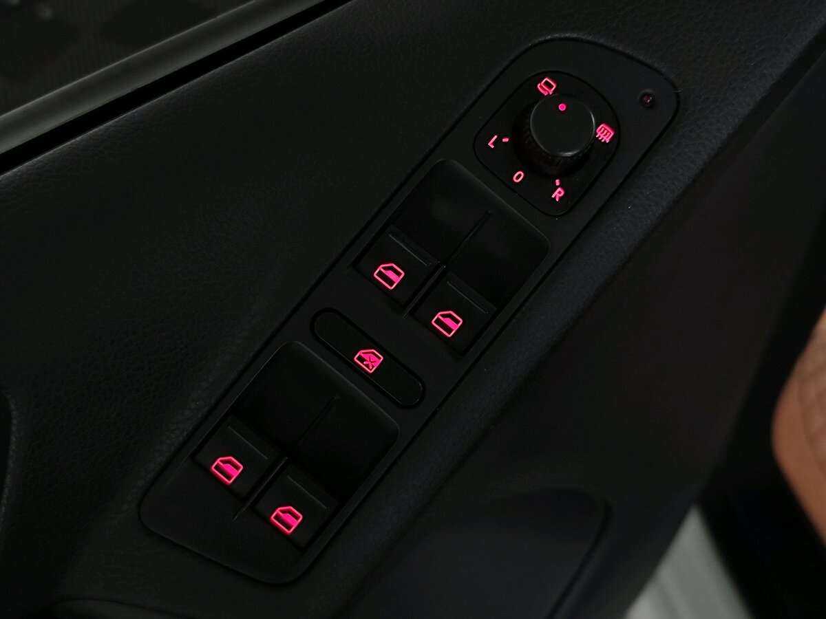 Volkswagen Tiguan, 2013 - Фото №15