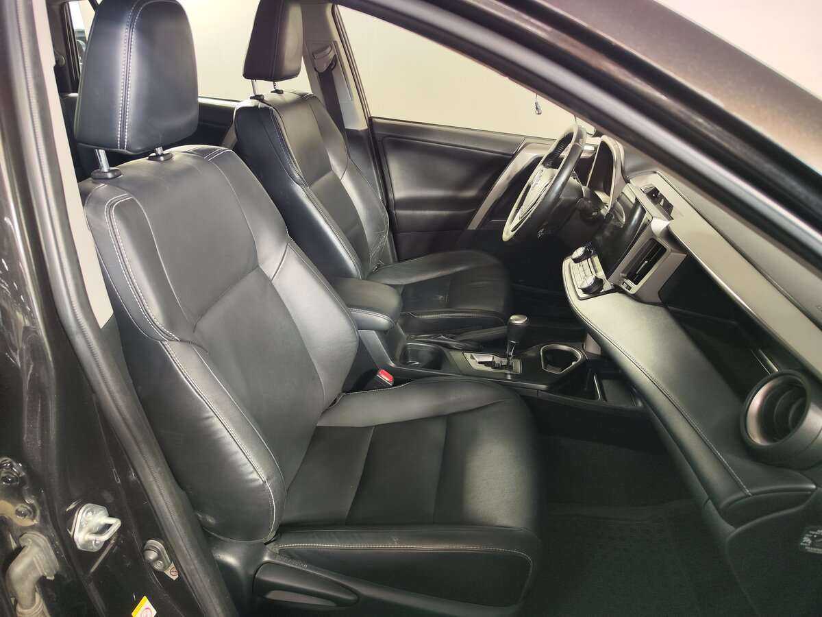 Toyota RAV4, 2015 - Фото №7