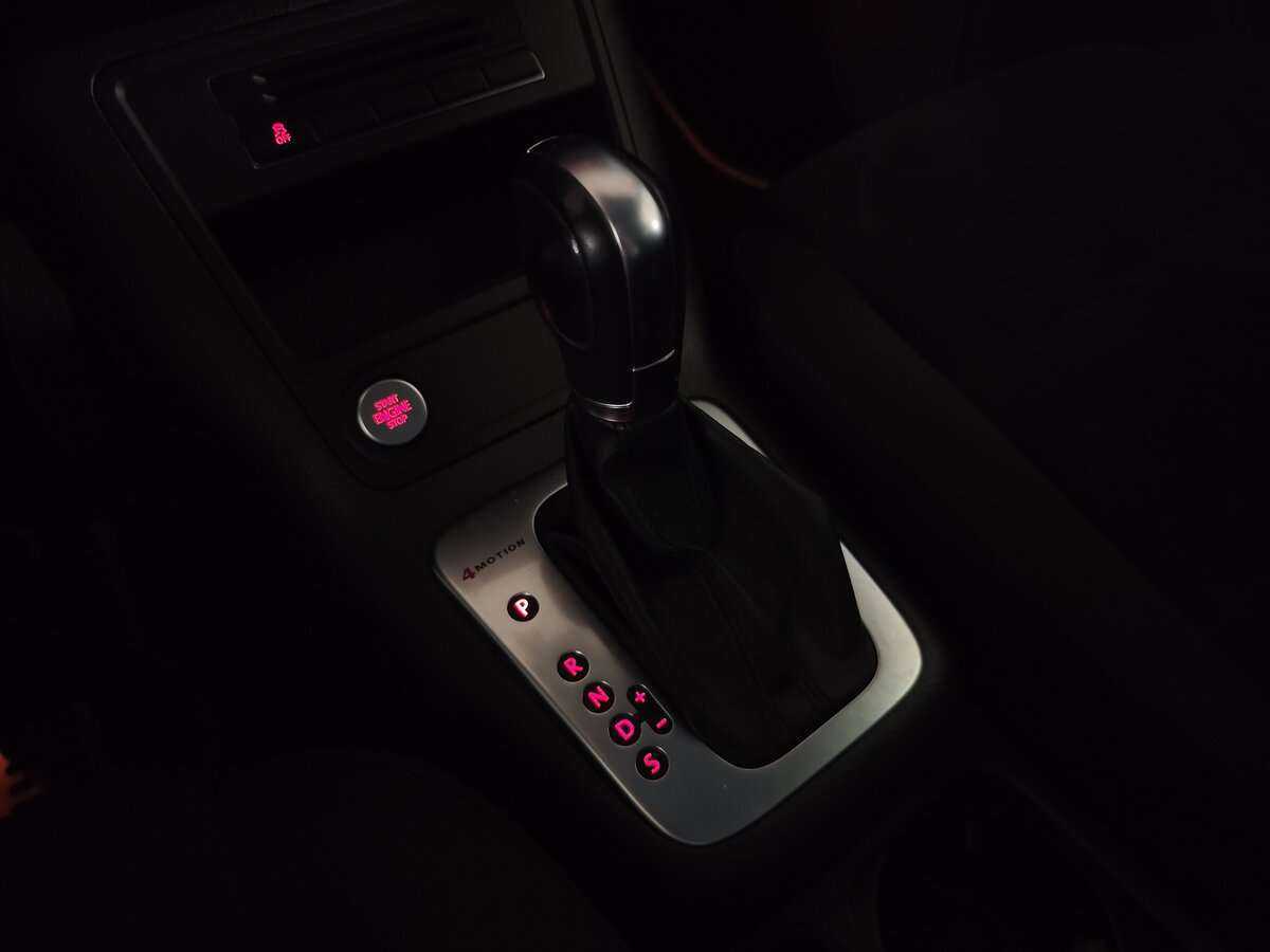 Volkswagen Tiguan, 2012 - Фото №10