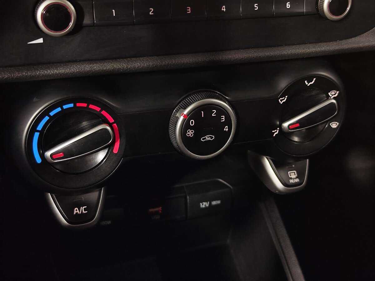 Kia Rio, 2021 - Фото №12