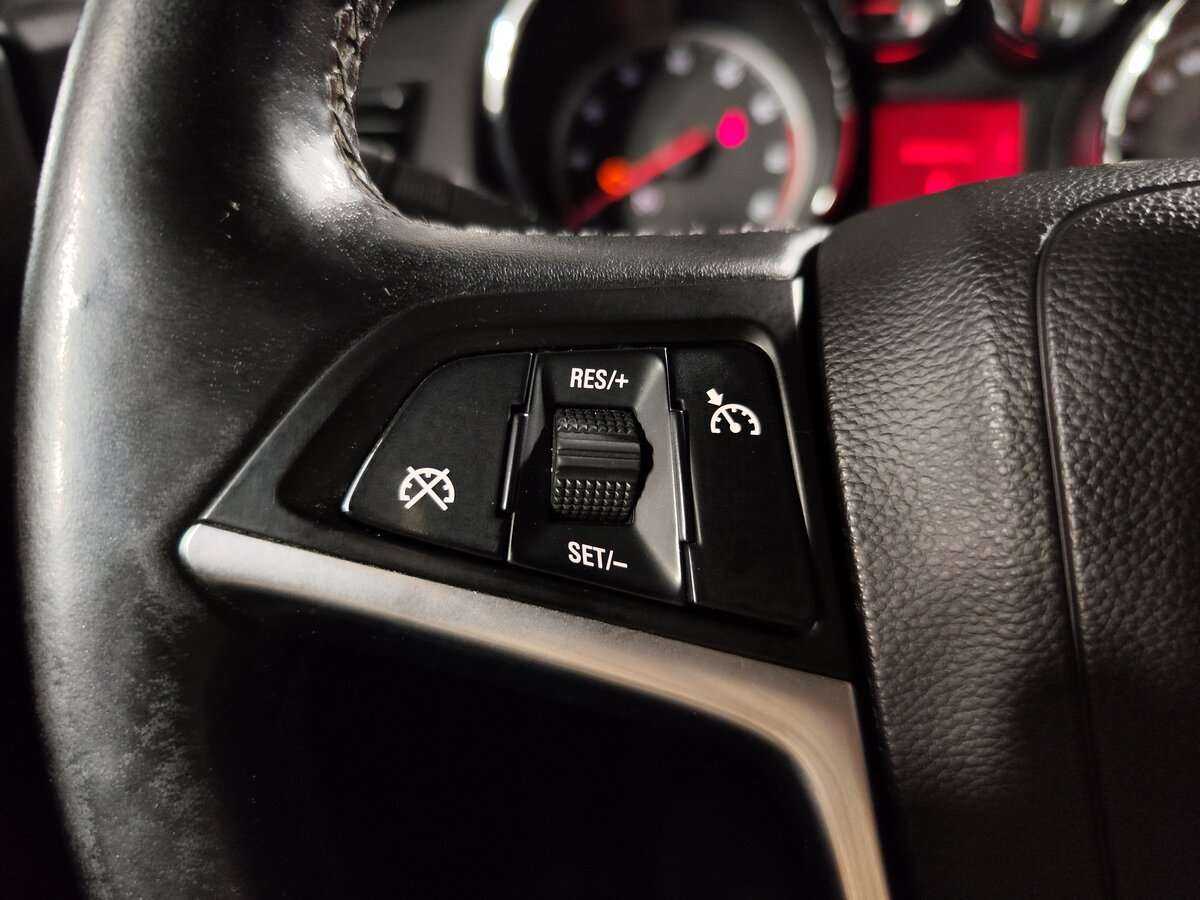 Opel Astra, 2012 - Фото №9