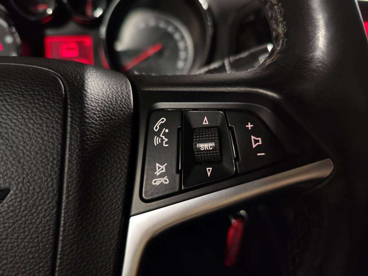 Opel Astra, 2012 - Фото №10