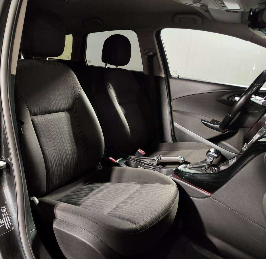 Opel Astra, 2012 - Фото №11