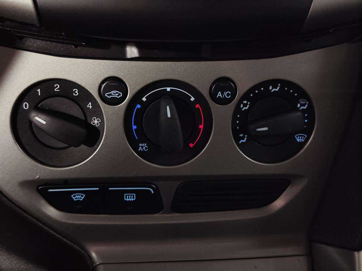 Ford Focus, 2014 - Фото №15