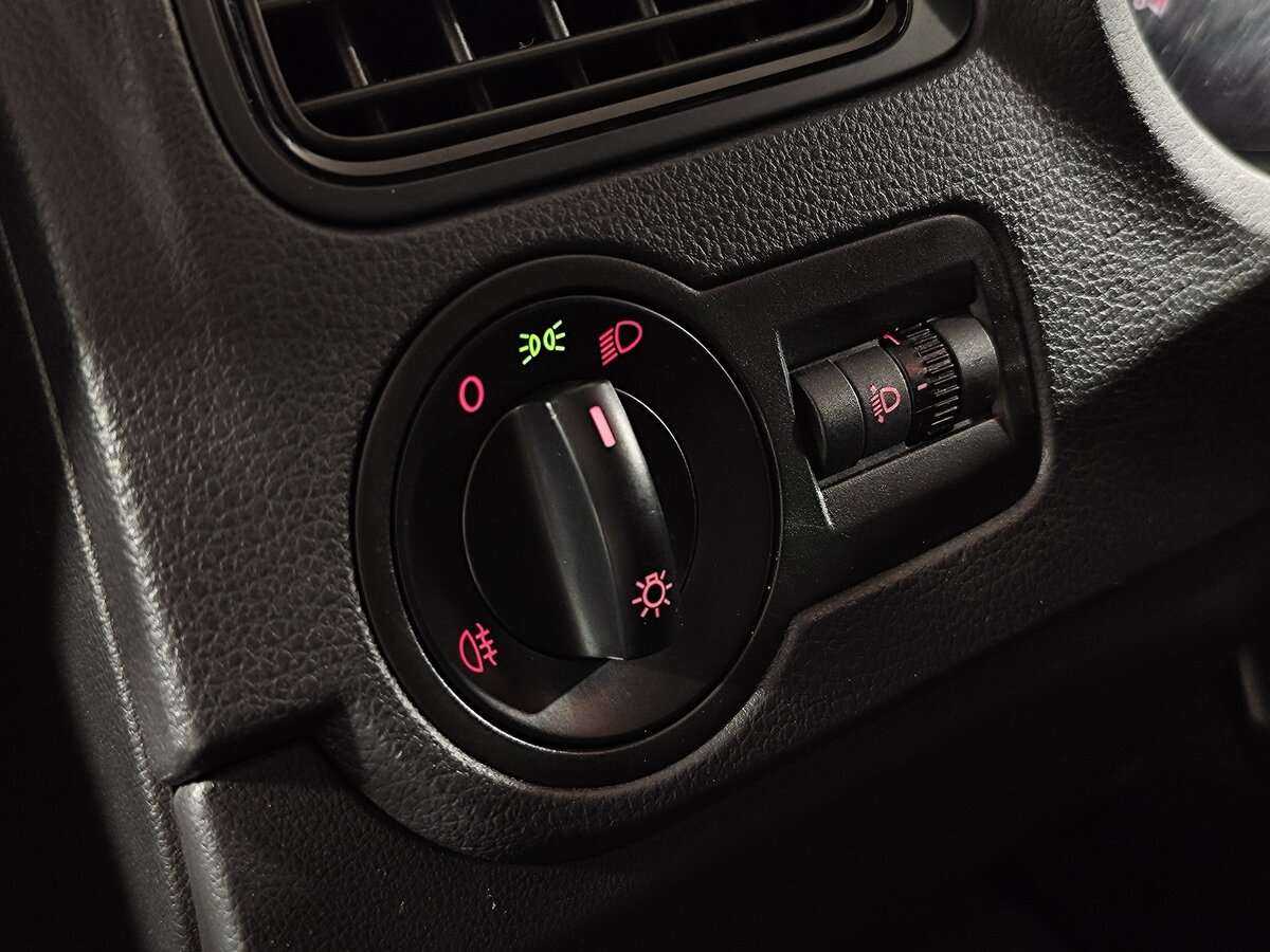 Volkswagen Polo, 2018 - Фото №20