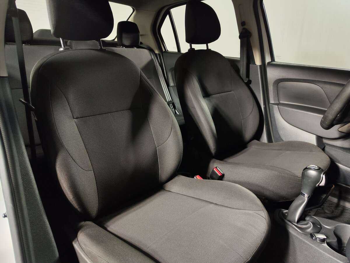 Renault Logan, 2019 - Фото №7