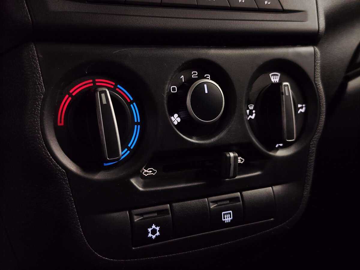 Lada (ВАЗ) Granta, 2019 - Фото №14