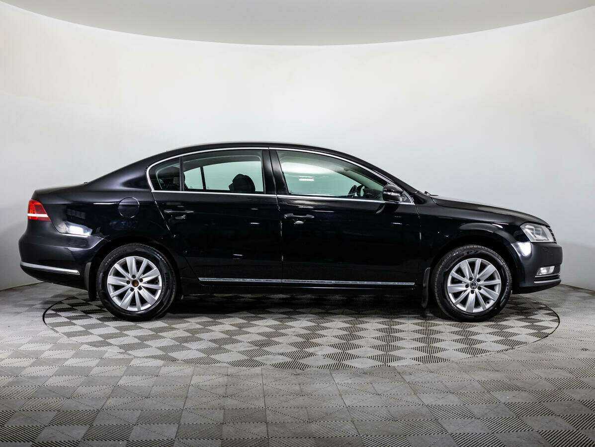 Volkswagen Passat, 2012 - Фото №3