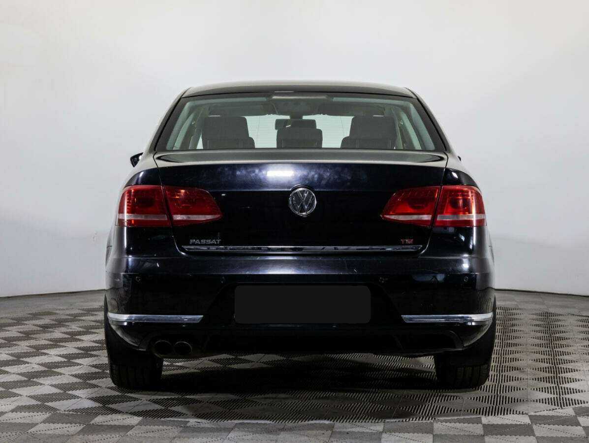 Volkswagen Passat, 2012 - Фото №5