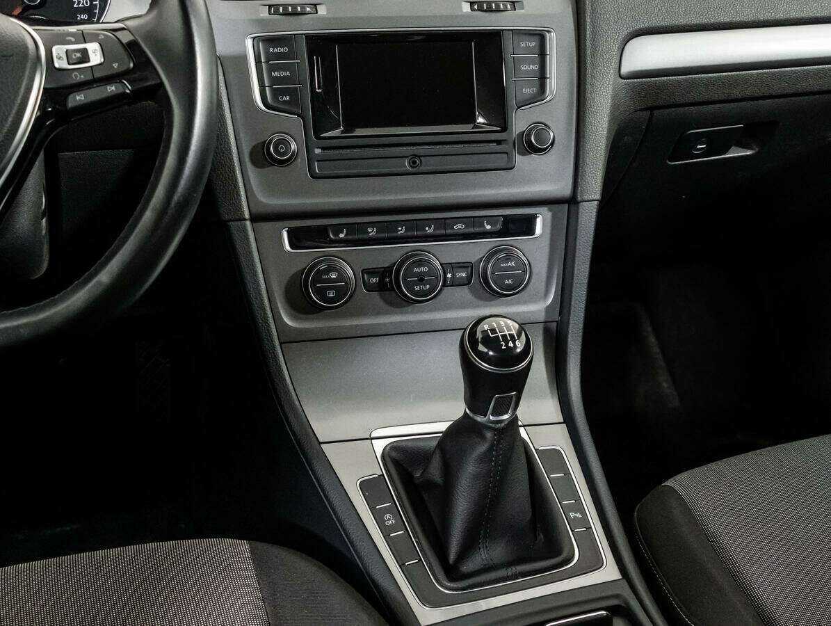 Volkswagen Golf, 2014 - Фото №9