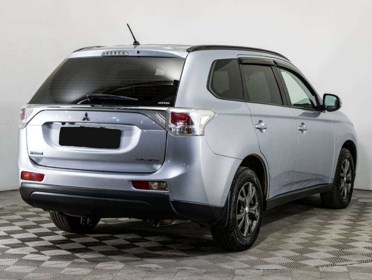 Mitsubishi Outlander, 2012 - Фото №3