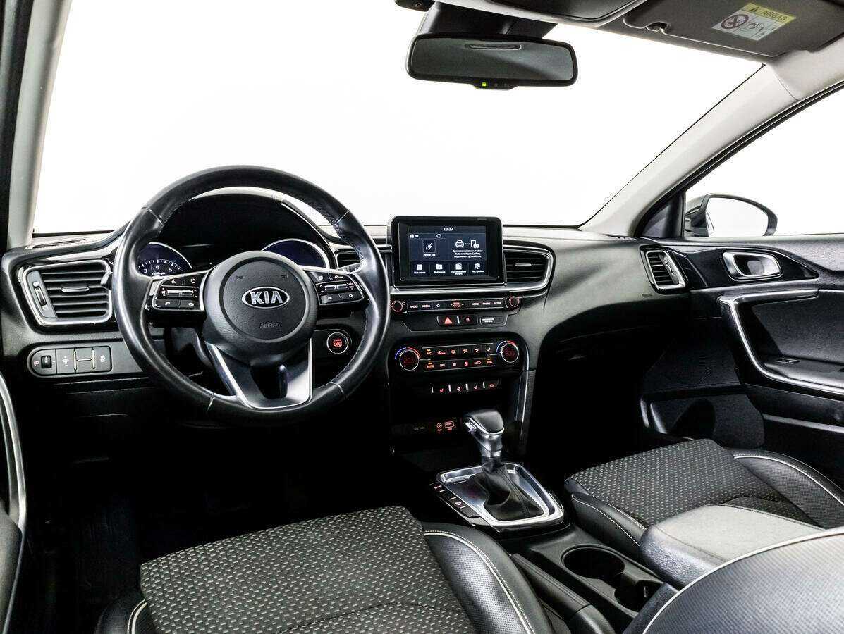 Kia Ceed, 2018 - Фото №10