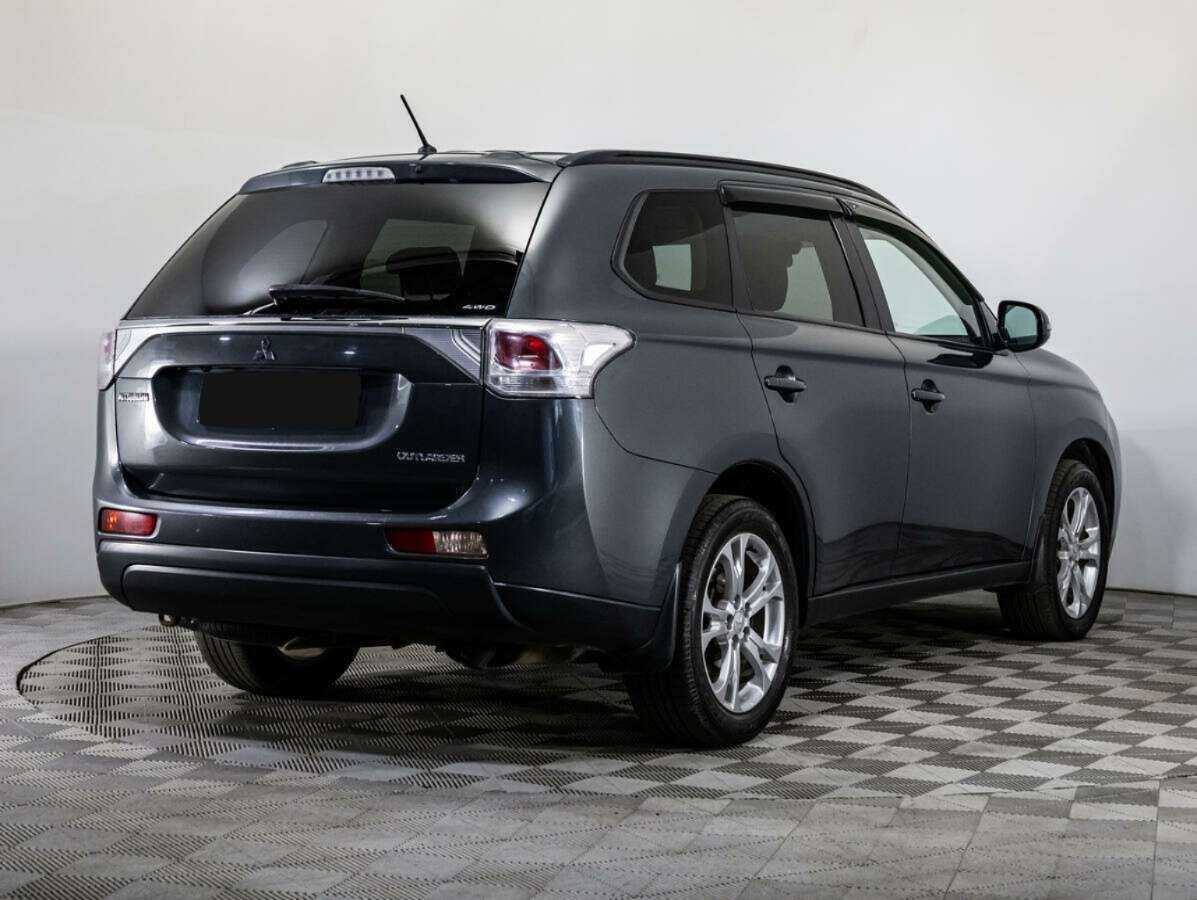 Mitsubishi Outlander, 2013 - Фото №3