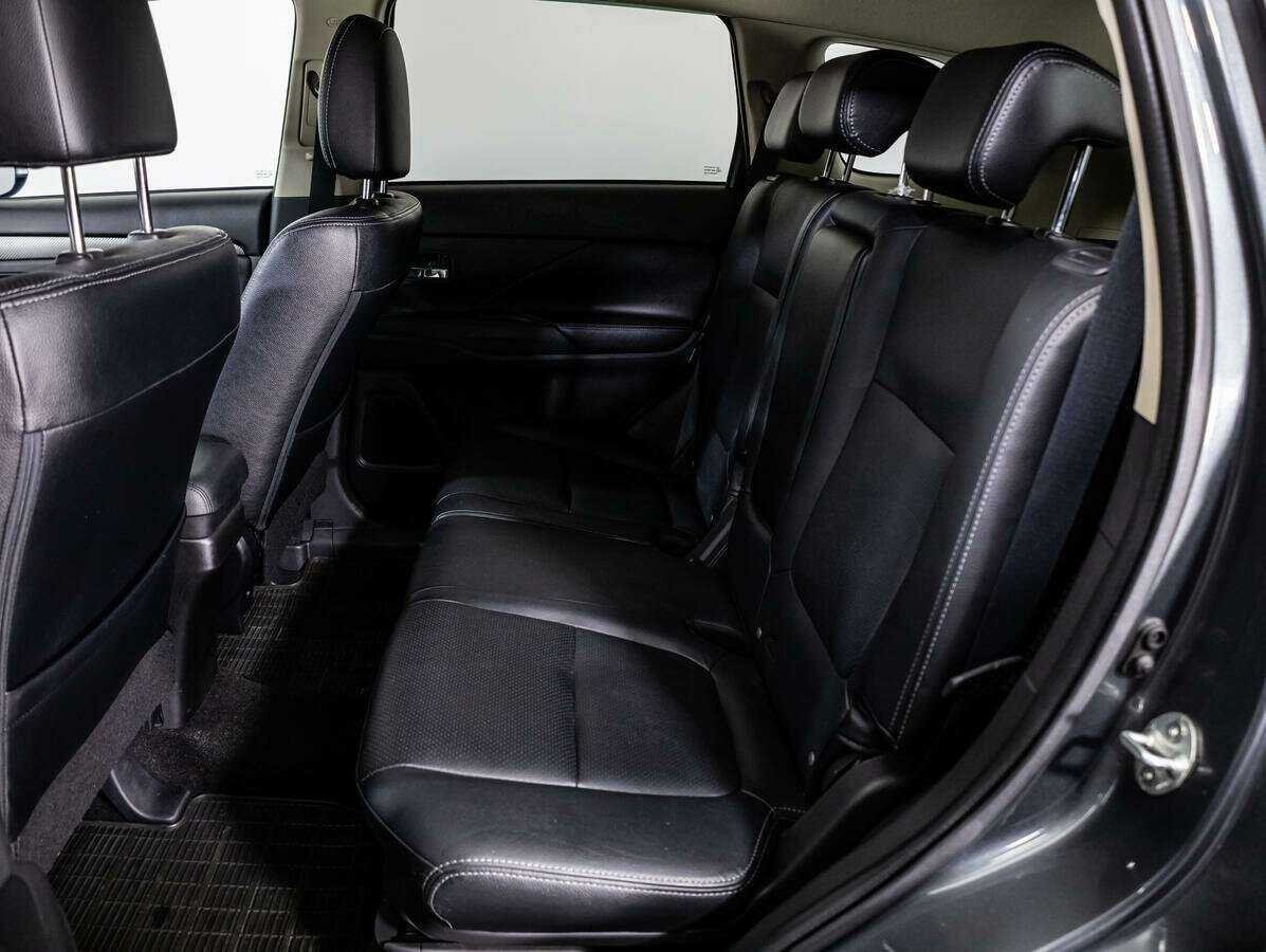 Mitsubishi Outlander, 2013 - Фото №7