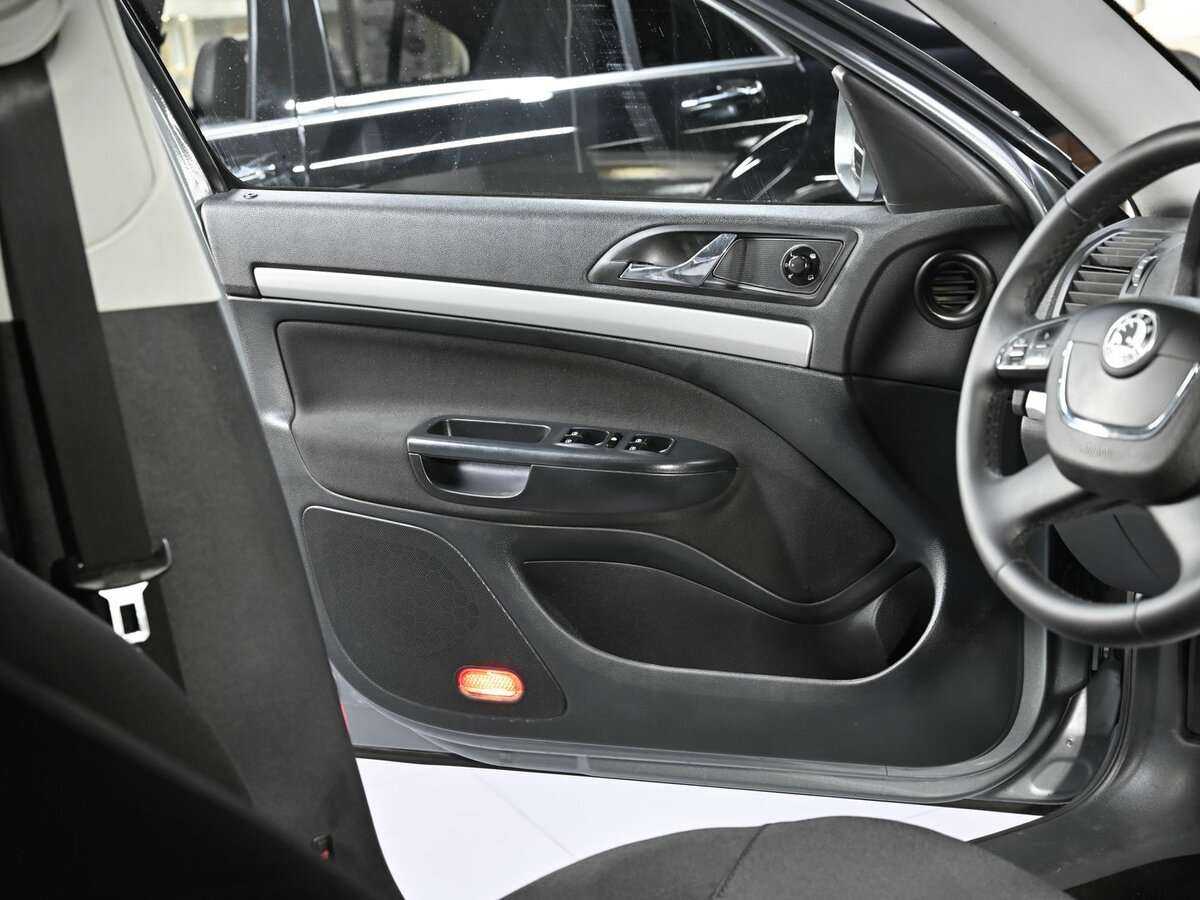 Skoda Octavia, 2012 - Фото №4